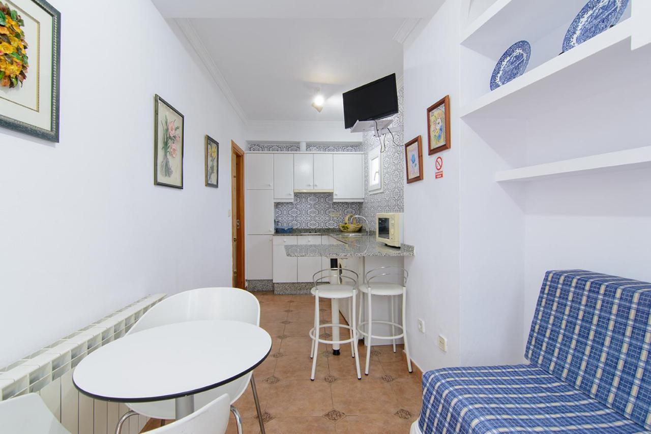 Apartamentos Turisticos Casa Soto Baiona Exterior photo